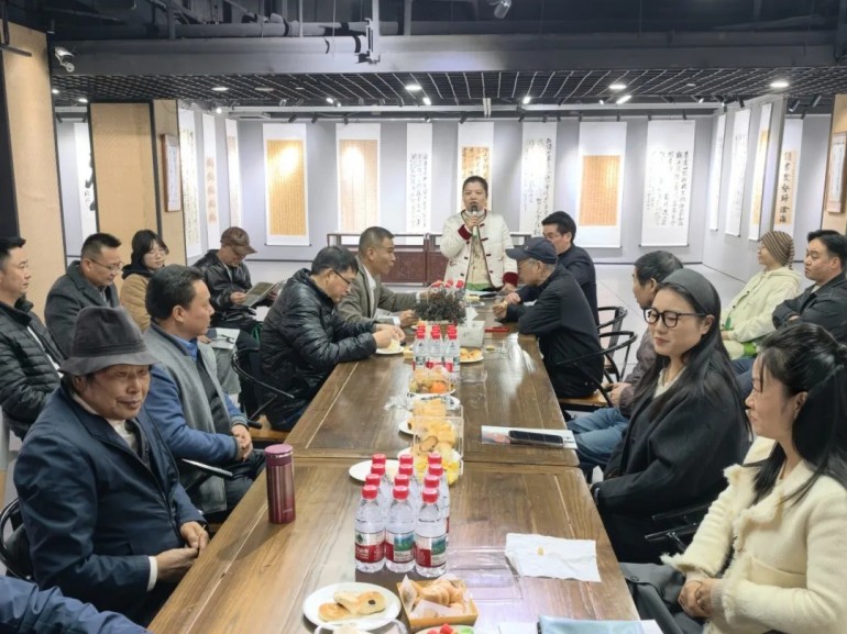 1763946707160633.jpg 640 (2).jpg